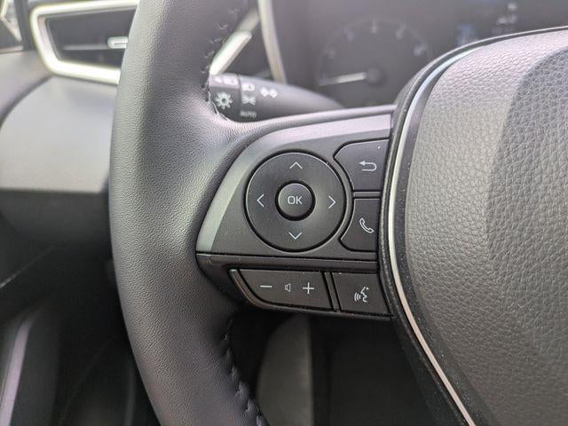 2025 Toyota Corolla Hatchback SE
