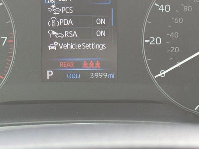 2025 Toyota Corolla Hatchback SE