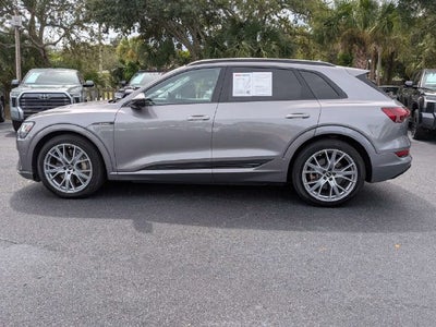 2021 Audi e-tron Prestige quattro