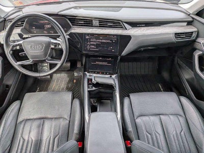 2021 Audi e-tron Prestige quattro