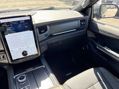 2023 Ford Expedition Max Platinum