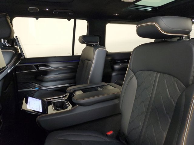 2023 Jeep Grand Wagoneer Series III