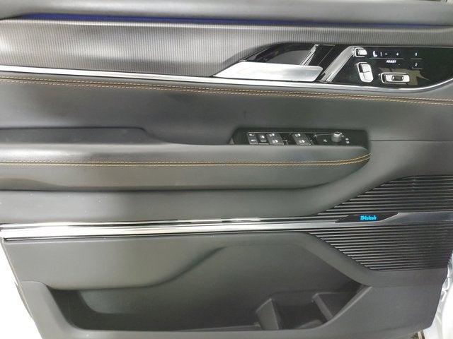 2023 Jeep Grand Wagoneer Series III