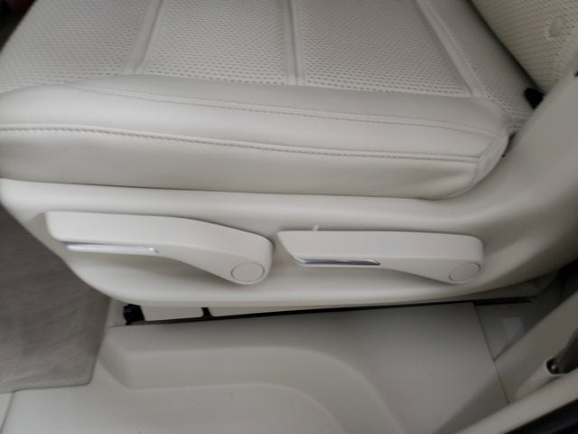 2023 Cadillac Escalade Premium Luxury Platinum