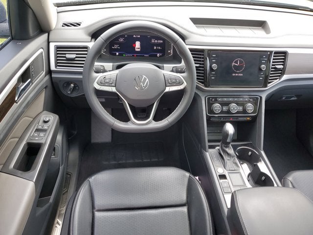 2022 Volkswagen Atlas 3.6L V6 SE w/Technology