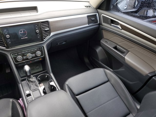 2022 Volkswagen Atlas 3.6L V6 SE w/Technology