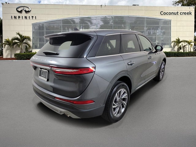 2023 Lincoln Corsair Standard
