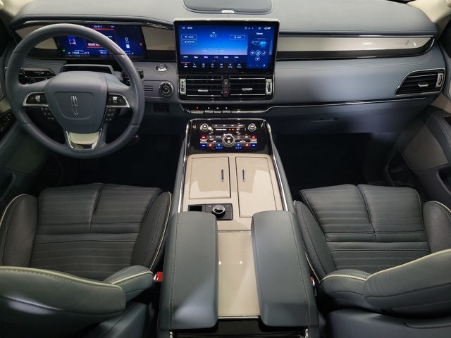 2023 Lincoln Navigator L Black Label