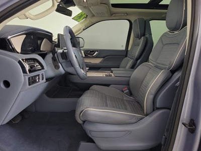 2023 Lincoln Navigator L Black Label