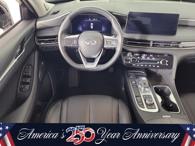 2025 INFINITI QX60 LUXE