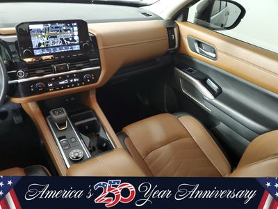 2023 Nissan Pathfinder Platinum