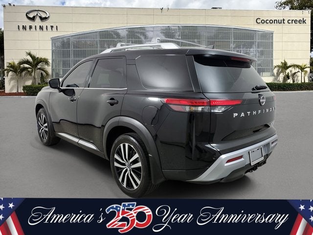 2023 Nissan Pathfinder Platinum