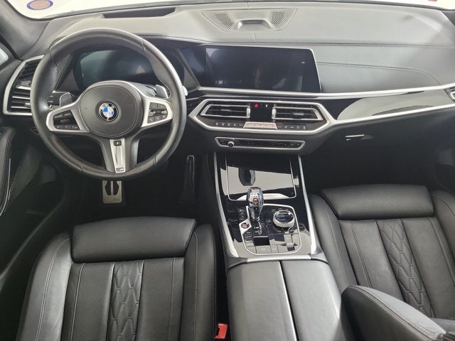 2021 BMW X7 M50i