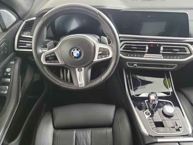 2021 BMW X7 M50i