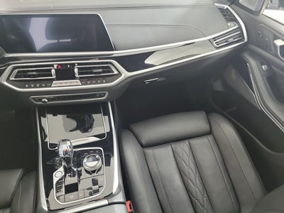 2021 BMW X7 M50i