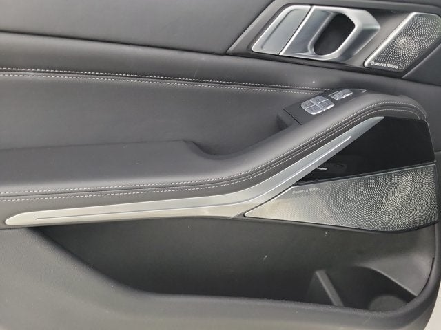 2021 BMW X7 M50i