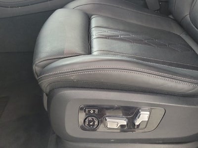 2021 BMW X7 M50i