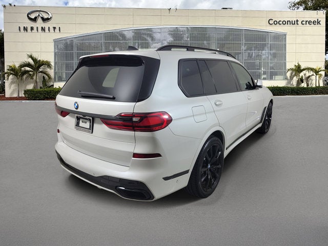 2021 BMW X7 M50i