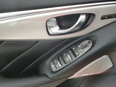 2023 INFINITI Q50 LUXE