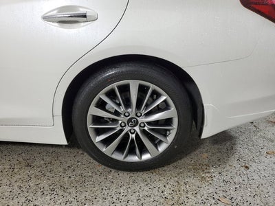 2023 INFINITI Q50 LUXE