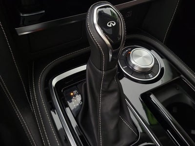 2022 INFINITI QX80 Premium Select