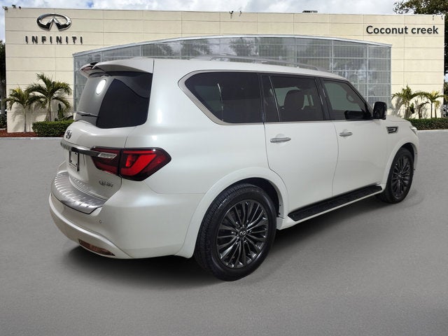 2022 INFINITI QX80 Premium Select