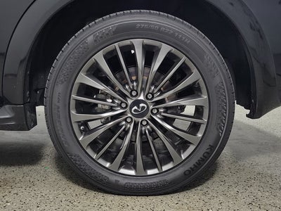2023 INFINITI QX80 Sensory