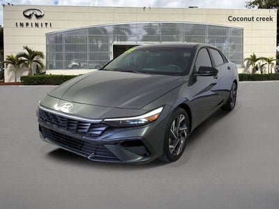 2025 Hyundai Elantra SEL Sport
