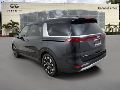 2024 Kia Carnival EX