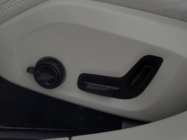 2022 Volvo S90 B6 Inscription