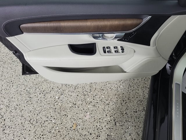 2022 Volvo S90 B6 Inscription