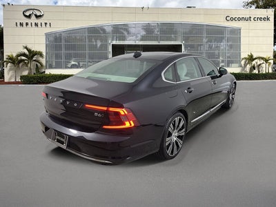 2022 Volvo S90 B6 Inscription