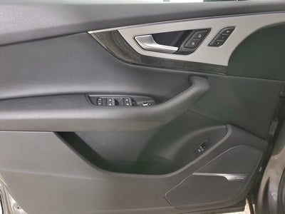 2019 Audi Q7 45 Premium Plus