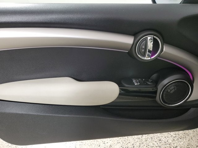 2020 MINI Hardtop 2 Door Signature