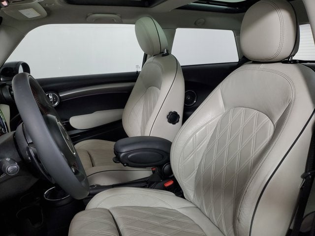 2020 MINI Hardtop 2 Door Signature