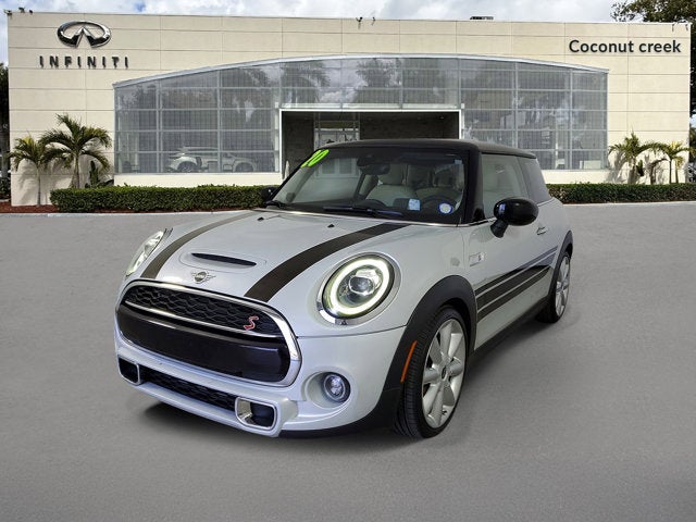 2020 MINI Hardtop 2 Door Signature
