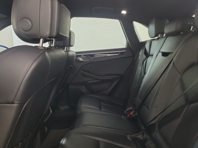 2018 Porsche Macan Base