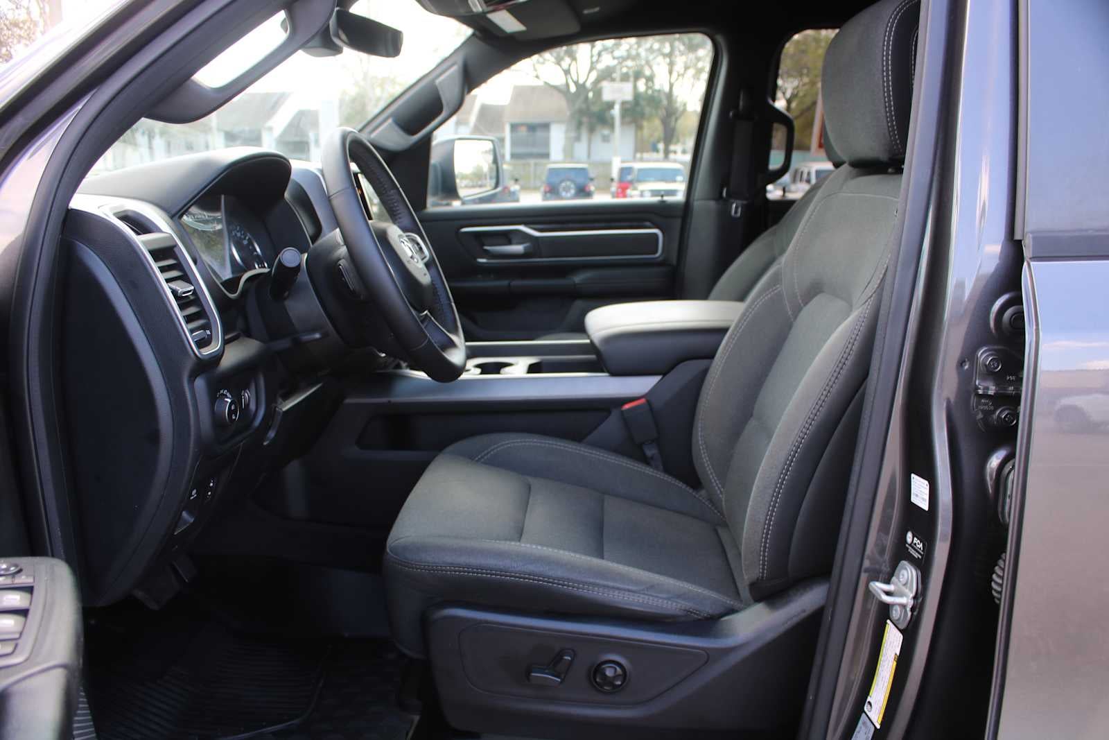 2021 RAM 1500 Big Horn Crew Cab 4x2 5'7' Box