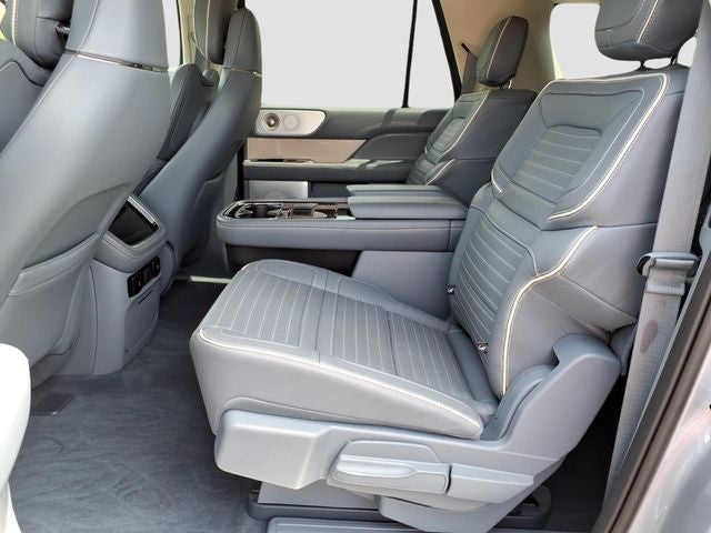 2024 Lincoln Navigator L Black Label