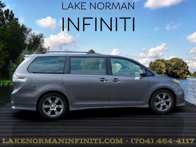 2011 Toyota Sienna SE