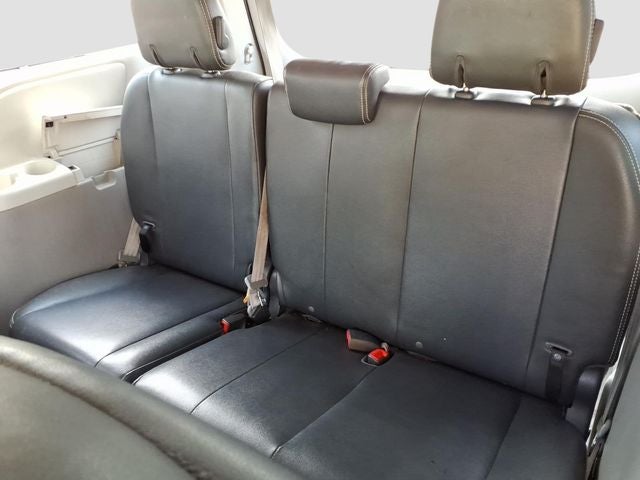 2011 Toyota Sienna SE