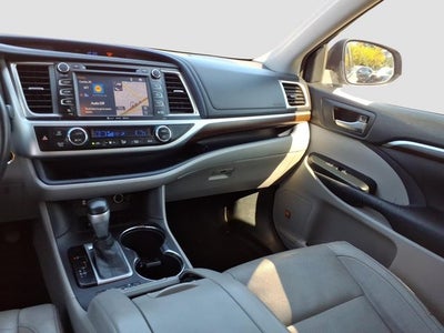 2016 Toyota Highlander Limited