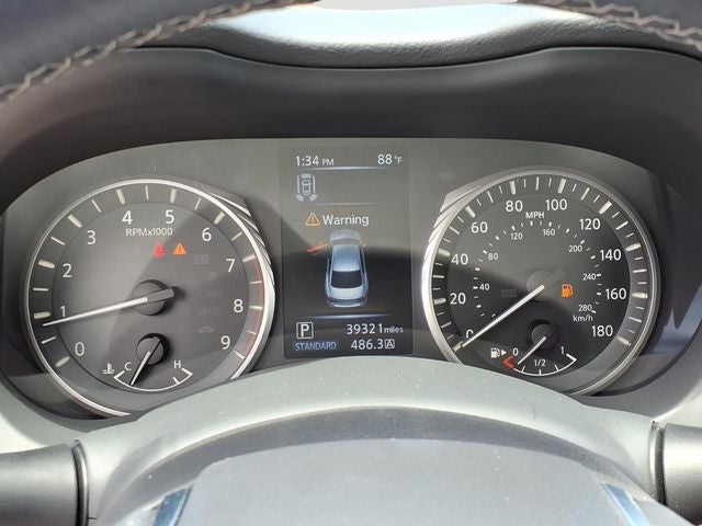 2023 INFINITI Q50 LUXE