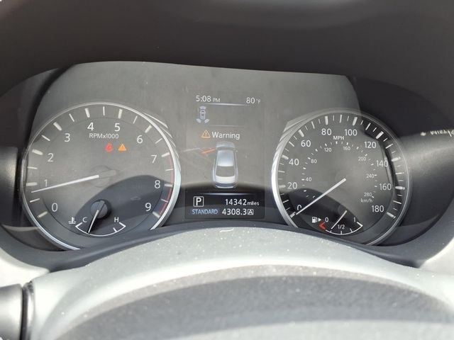 2024 INFINITI Q50 LUXE