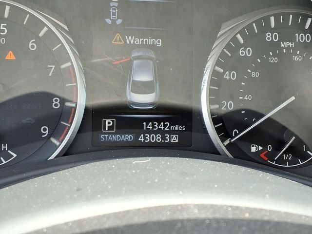 2024 INFINITI Q50 LUXE