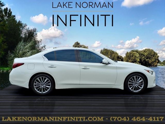 2023 INFINITI Q50 LUXE