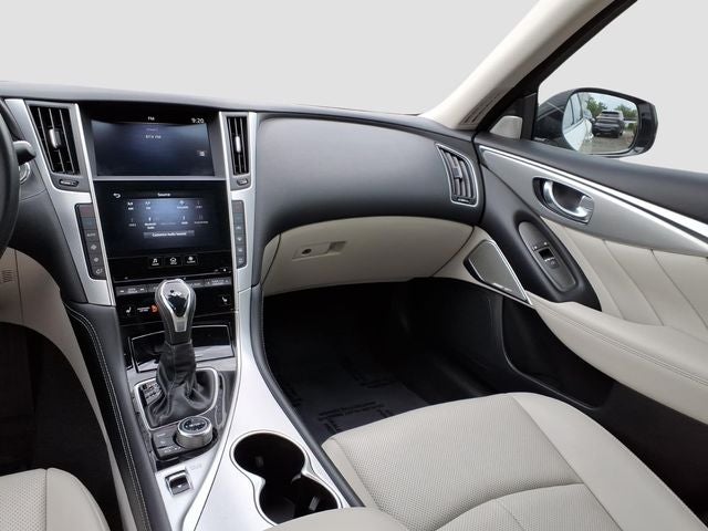 2023 INFINITI Q50 LUXE