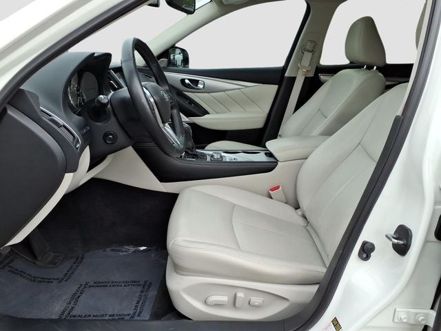 2023 INFINITI Q50 LUXE