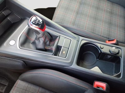 2022 Volkswagen Golf GTI S