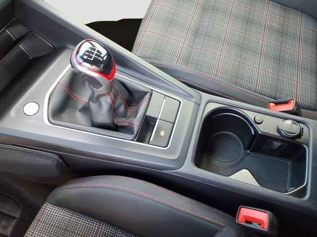 2022 Volkswagen Golf GTI S